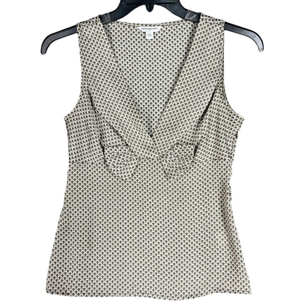 Banana Republic Top Size 2 Sleeveless Blouse Officecore Business Chic Essential